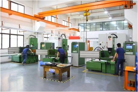 Dongguan Howe Precision Mold Co., Ltd. dây chuyền sản xuất nhà máy